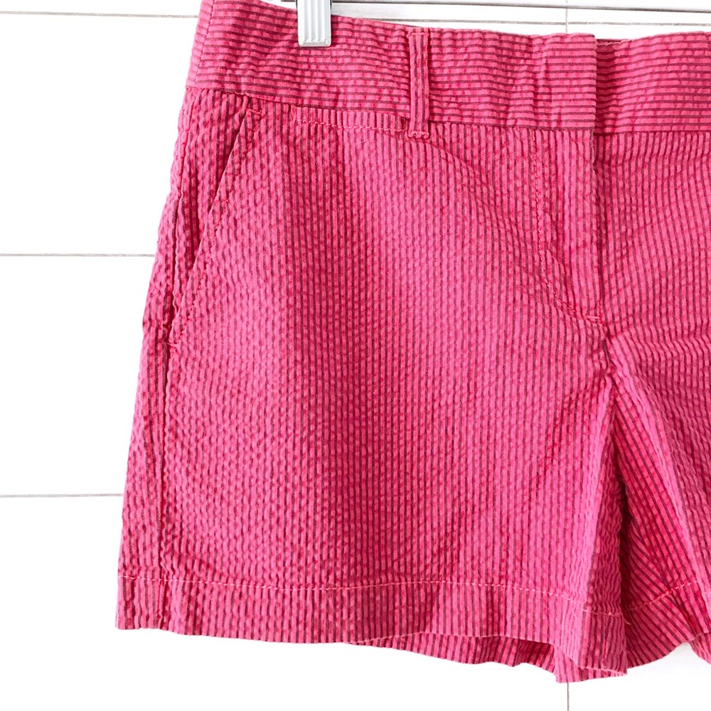 ❌SOLD❌ LOFT Red Blue Striped Seersucker Shorts - Picture 3 of 8